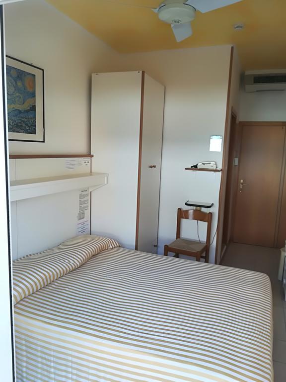 Hotel Paron Bibione Exterior foto